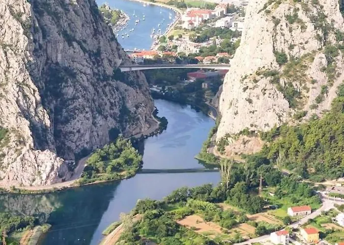 Max !!!! Apartament Omiš